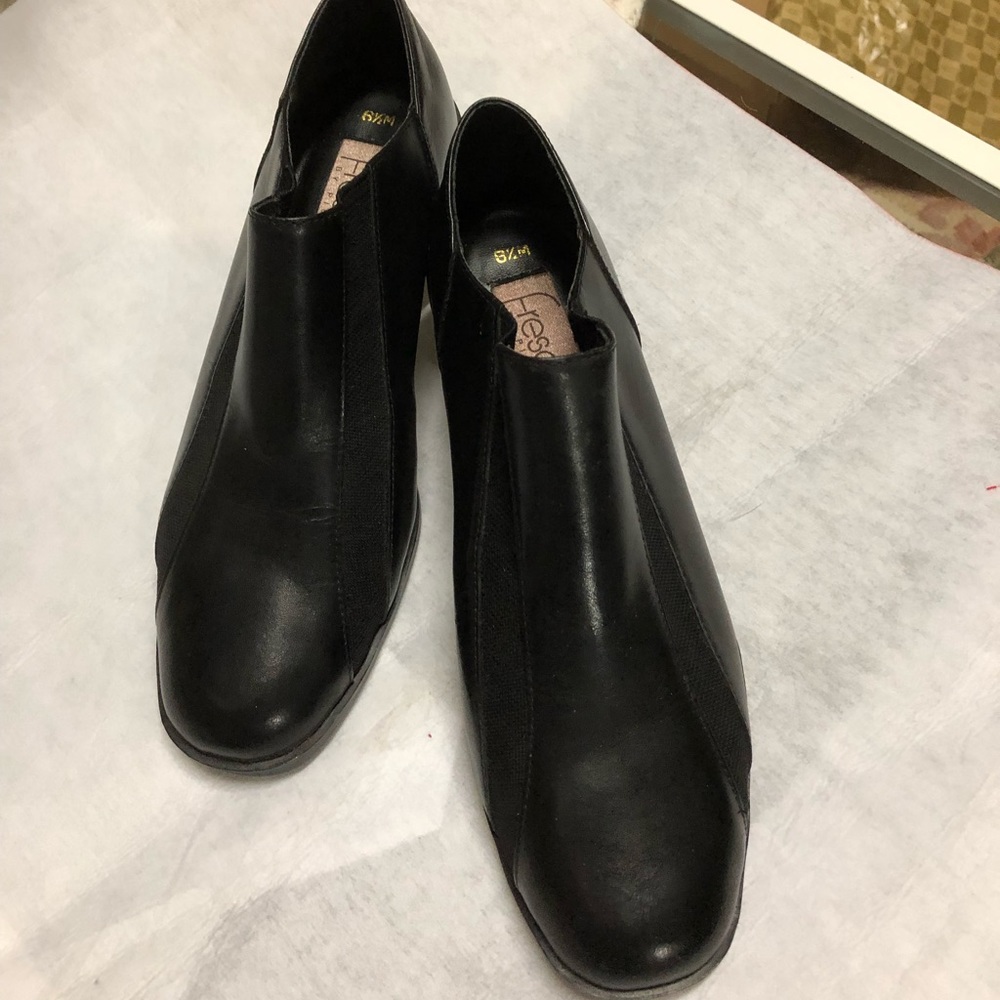 Shoes - Picture 2 of 2